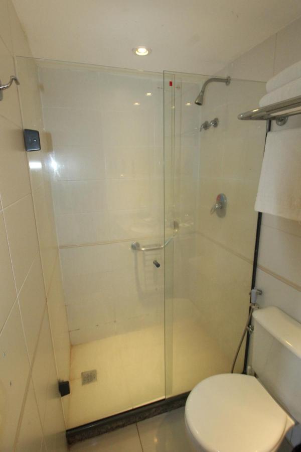 Barra Da Tijuca - 9 - Flat Premium Com Cozinha, Fogao Cooktop, Geladeira Grande, Smart Tv Grande, Lindo E Muitissimo Confortavel, Balsa Para A Praia Gratis E Estacionamento Gratuito 리오데자네이루 외부 사진