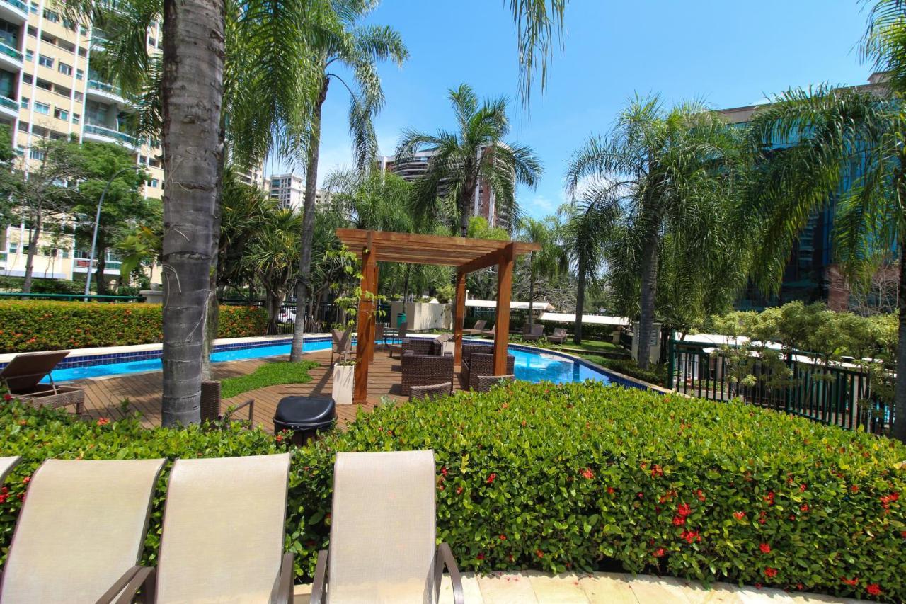 Barra Da Tijuca - 9 - Flat Premium Com Cozinha, Fogao Cooktop, Geladeira Grande, Smart Tv Grande, Lindo E Muitissimo Confortavel, Balsa Para A Praia Gratis E Estacionamento Gratuito 리오데자네이루 외부 사진