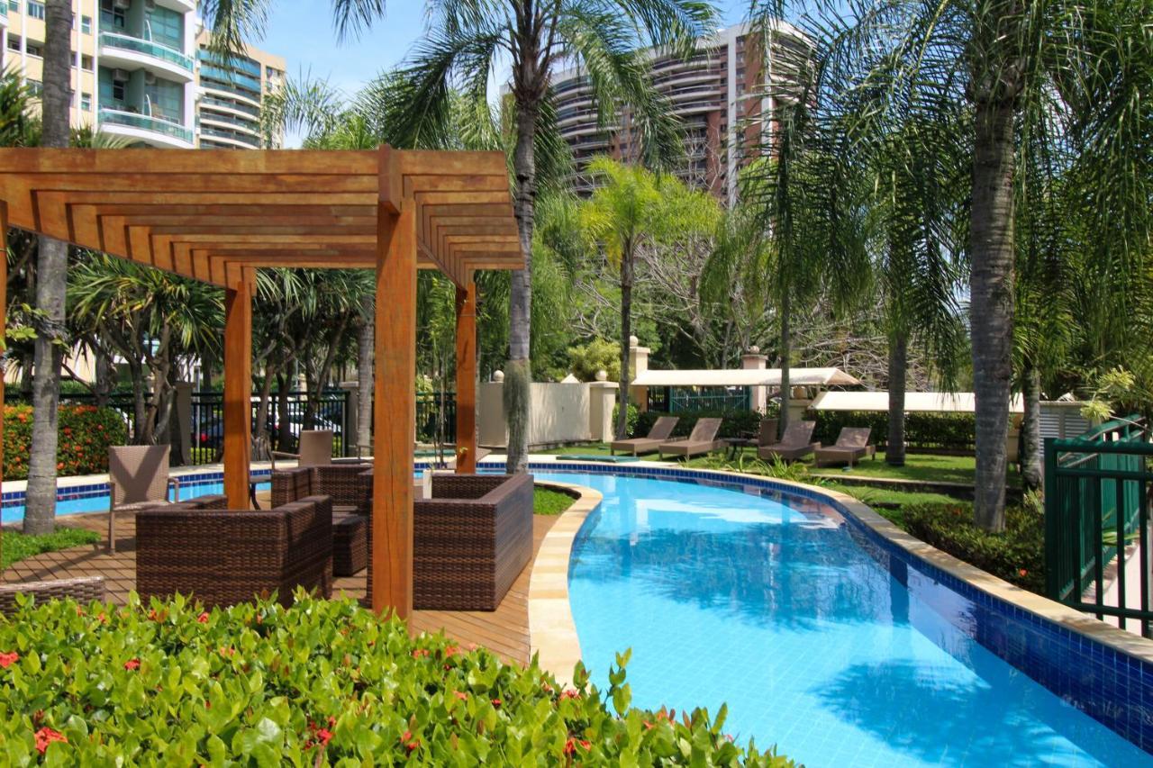 Barra Da Tijuca - 9 - Flat Premium Com Cozinha, Fogao Cooktop, Geladeira Grande, Smart Tv Grande, Lindo E Muitissimo Confortavel, Balsa Para A Praia Gratis E Estacionamento Gratuito 리오데자네이루 외부 사진