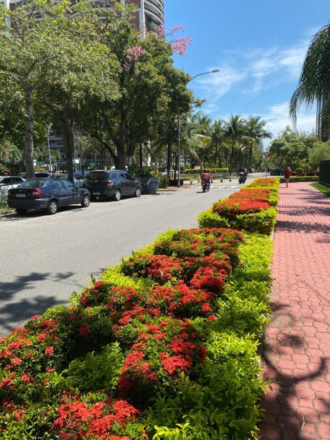 Barra Da Tijuca - 9 - Flat Premium Com Cozinha, Fogao Cooktop, Geladeira Grande, Smart Tv Grande, Lindo E Muitissimo Confortavel, Balsa Para A Praia Gratis E Estacionamento Gratuito 리오데자네이루 외부 사진